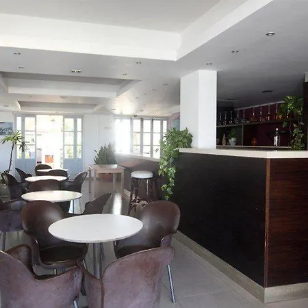 Apart-hotel Captain Karas Holidays