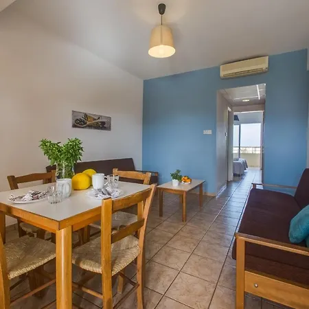 Apart-hotel Captain Karas Holidays 3*