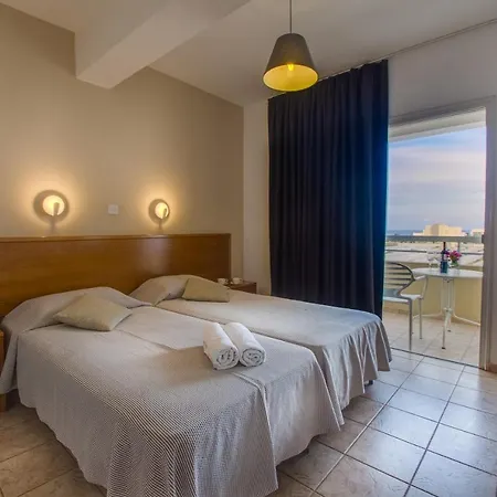 Apart-hotel Captain Karas Holidays 3*