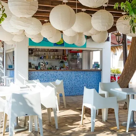 Apart-hotel Captain Karas Holidays