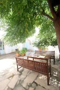 Apart-hotel Captain Karas Holidays